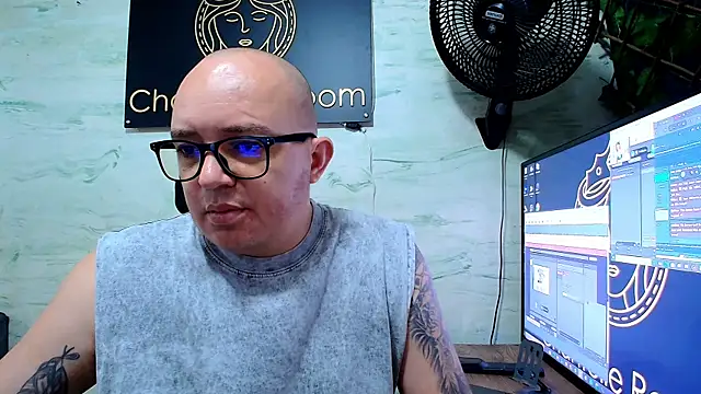 maximo daddy online show from 05-10-26, 01:44