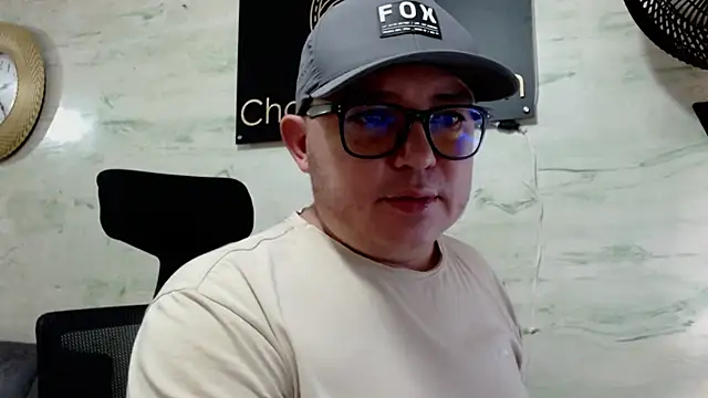 maximo daddy online show from 05-13-26, 07:22