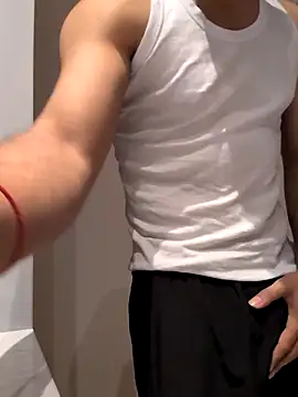 handsome-hunky online show from 04-08-26, 02:06