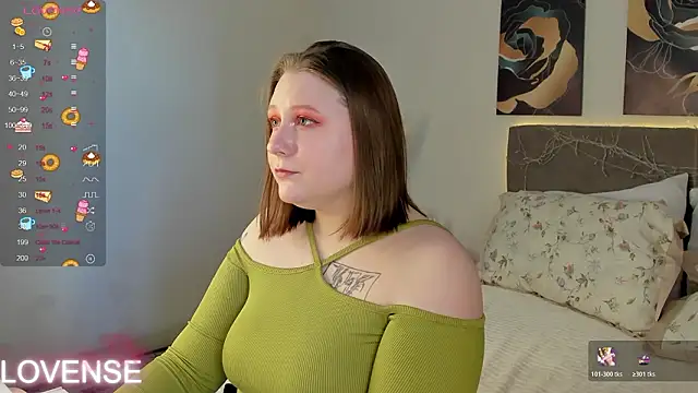 Snapshot of KatieGarsiaa chatting on 03-24-26, 08:30 KatieGarsiaa online show from 03-24-26, 08:30