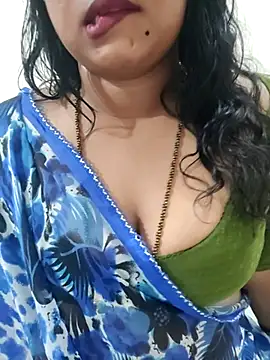 Snapshot of Ramya_456 chatting on 06-18-26, 08:47 Ramya 456 online show from 06-18-26, 08:47