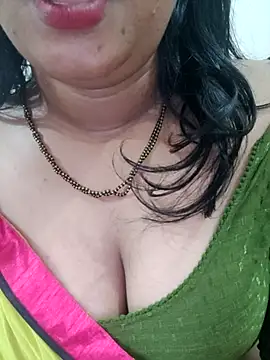 Snapshot of Ramya_456 chatting on 06-21-26, 06:16 Ramya 456 online show from 06-21-26, 06:16