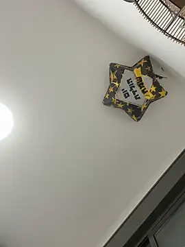 Snapshot of gucci_1996 chatting on 03-24-26, 12:26 gucci 1996 online show from 03-24-26, 12:26