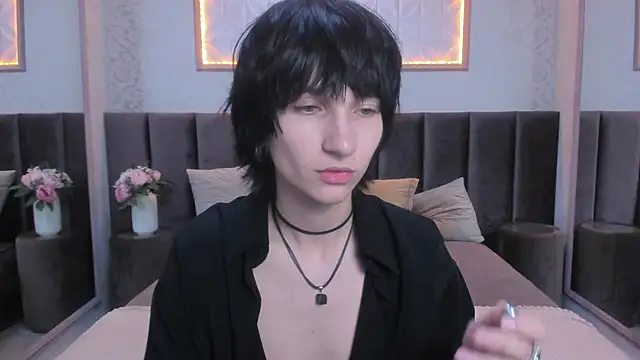 Snapshot of AdonBev chatting on 06-15-26, 05:31 AdonBev online show from 06-15-26, 05:31