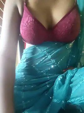 Snapshot of Rubina_Love chatting on 04-22-26, 01:52 Rubina Love online show from 04-22-26, 01:52
