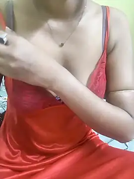 Snapshot of Rubina_Love chatting on 04-28-26, 04:28 Rubina Love online show from 04-28-26, 04:28