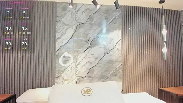 Snapshot of hanna_steel chatting on 06-03-26, 11:46 hanna steel online show from 06-03-26, 11:46