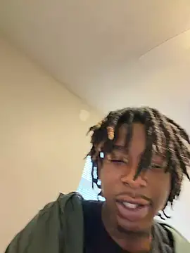 Snapshot of Thirdlegsuave chatting on 03-25-26, 09:32 Thirdlegsuave online show from 03-25-26, 09:32