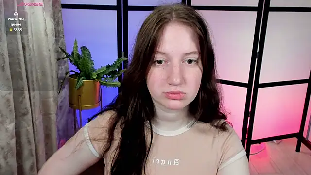 Elisabeth Binder online show from 04-09-26, 03:39