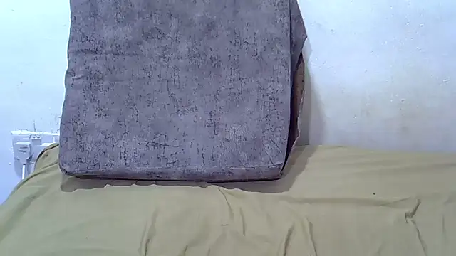 Sexxy Peach online show from 04-07-26, 12:11