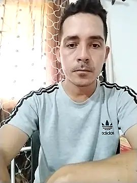 Gabriel leon33 online show from 03-26-26, 08:03