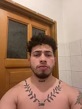 Darwinhot13 online show from 03-25-26, 01:44