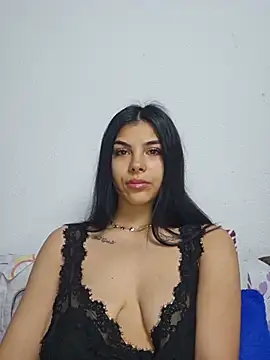 Crissdesire online show from 06-20-26, 05:43