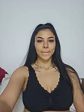 Crissdesire online show from 06-26-26, 01:37
