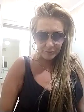 Exotic ParisX online show from 04-12-26, 10:53