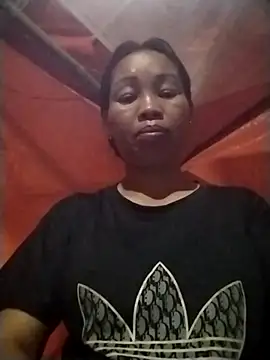 Snapshot of Ely-cute2k chatting on 05-12-26, 02:47 Ely-cute2k online show from 05-12-26, 02:47