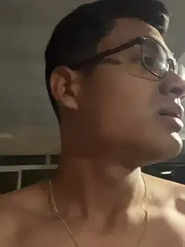 ThiagoVega  online show from 05-10-26, 03:44