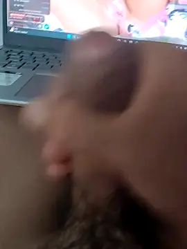 Snapshot of lat99005 chatting on 05-25-26, 05:52 lat99005 online show from 05-25-26, 05:52