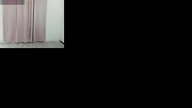 Snapshot of RebecaMartini chatting on 05-12-26, 09:23 RebecaMartini online show from 05-12-26, 09:23