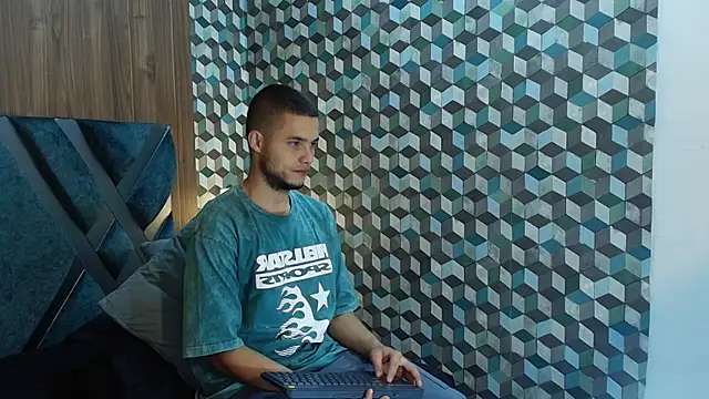 Snapshot of Joaho_Fernandez chatting on 05-16-26, 09:13 Joaho Fernandez online show from 05-16-26, 09:13