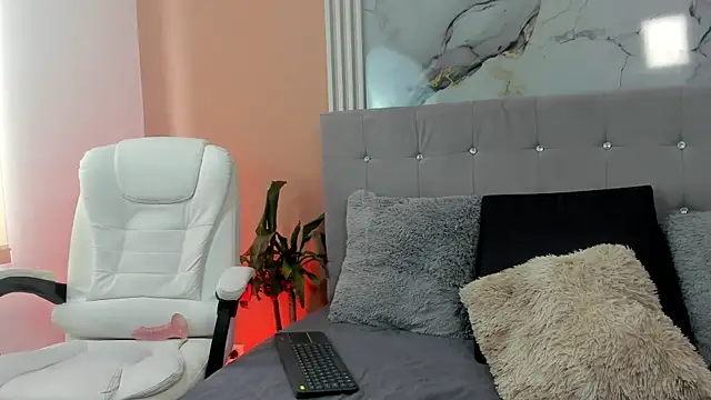 LexSin17 online show from 04-18-26, 07:29