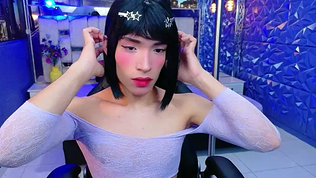 Snapshot of IsaacNovaa chatting on 05-17-26, 01:07 IsaacNovaa online show from 05-17-26, 01:07