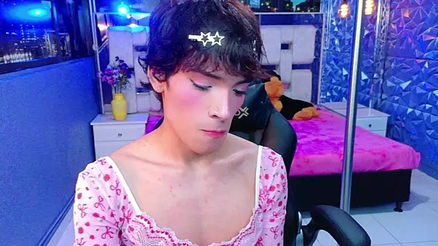 Snapshot of IsaacNovaa chatting on 06-08-26, 01:28 IsaacNovaa online show from 06-08-26, 01:28
