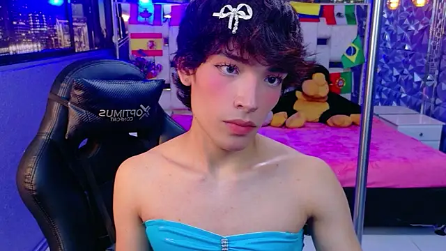 Snapshot of IsaacNovaa chatting on 06-27-26, 08:36 IsaacNovaa online show from 06-27-26, 08:36