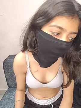Prihu143 online show from 06-17-26, 02:40