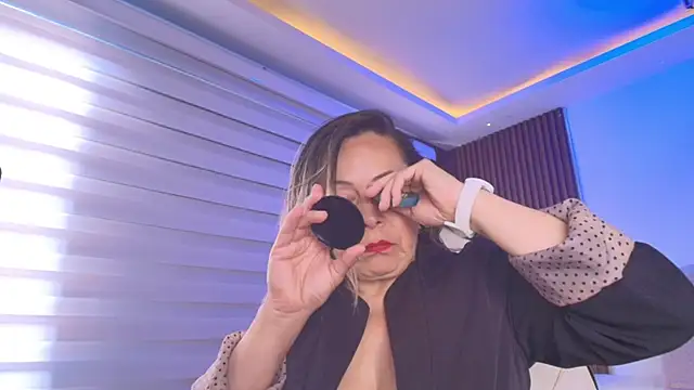 Snapshot of Cinthya_roberts chatting on 07-01-26, 07:24 Cinthya roberts online show from 07-01-26, 07:24