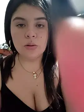 Snapshot of tania_22xx chatting on 05-03-26, 02:39 tania 22xx online show from 05-03-26, 02:39
