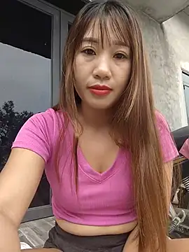 xinhxinh-cute online show from 05-01-26, 12:37