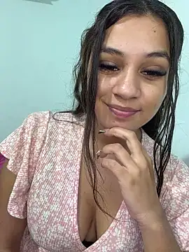 Snapshot of Colochitapupy chatting on 04-23-26, 03:52 Colochitapupy online show from 04-23-26, 03:52