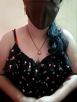 Latha lovely online show from 04-17-26, 01:19