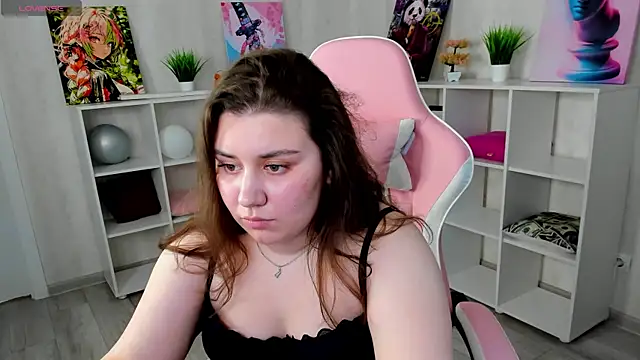 Maya Raay online show from 04-06-26, 05:41