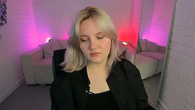 KathyBriggs online show from 04-22-26, 05:10