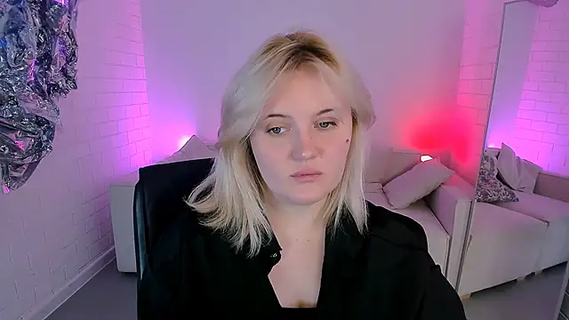 KathyBriggs online show from 04-26-26, 05:05