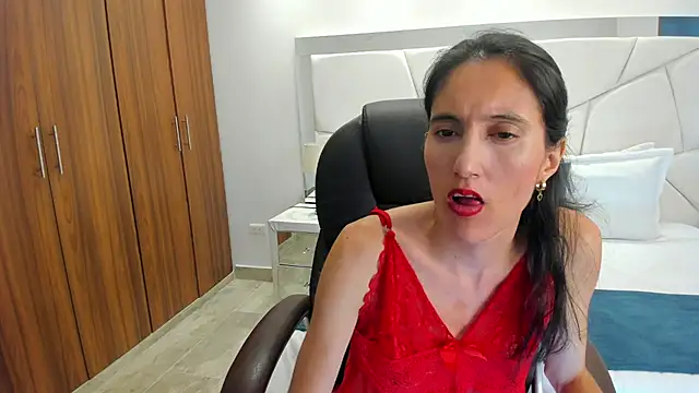 Snapshot of Shary_leon chatting on 07-14-26, 07:08 Shary leon online show from 07-14-26, 07:08
