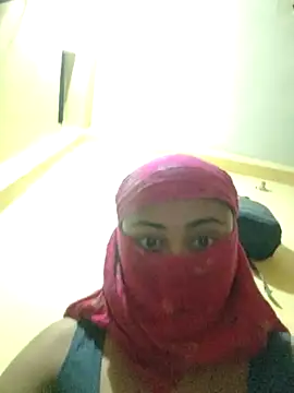 itzhappy92 online show from 04-03-26, 06:17