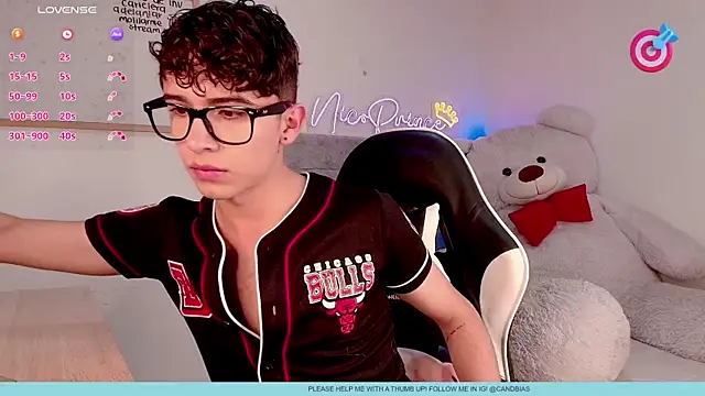 Snapshot of niico_prince chatting on 05-31-26, 10:00 niico prince online show from 05-31-26, 10:00