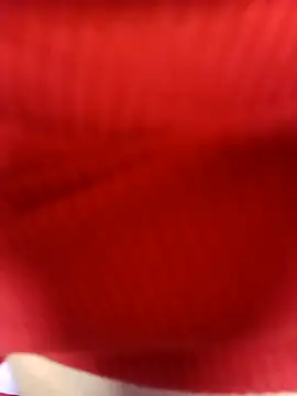 Yi Uzi online show from 04-22-26, 12:35