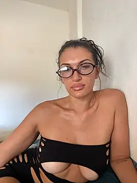 kimberlysnow11 online show from 03-28-26, 07:57