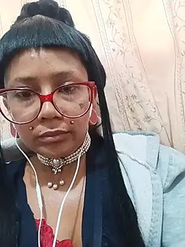 Snapshot of xblackstarX1 chatting on 03-26-26, 12:33 xblackstarX1 online show from 03-26-26, 12:33