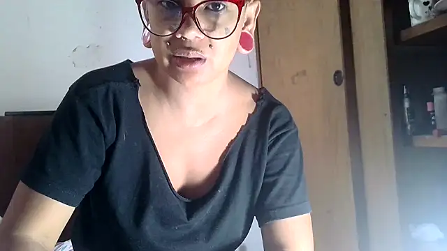 xblackstarX1 online show from 06-18-26, 09:08