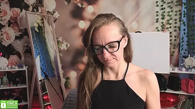 Snapshot of jesica_mooonn chatting on 04-18-26, 02:04 jesica mooonn online show from 04-18-26, 02:04