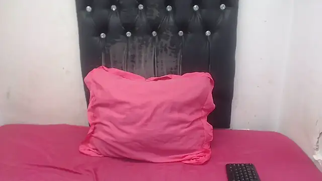 SweetSinAura online show from 04-04-26, 04:48