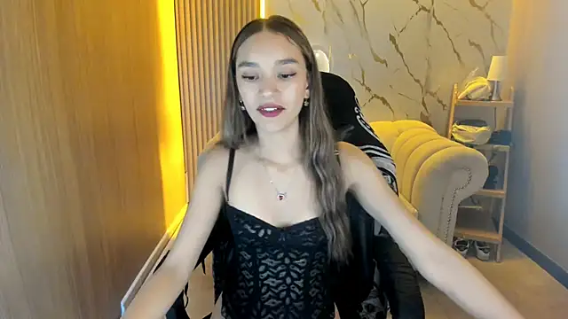 Snapshot of Paulin_roses_tf chatting on 04-13-26, 01:27 Paulin roses tf online show from 04-13-26, 01:27