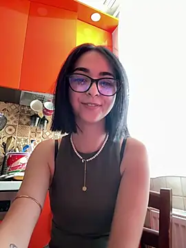 Snapshot of TheaMerve chatting on 06-27-26, 01:28 TheaMerve online show from 06-27-26, 01:28