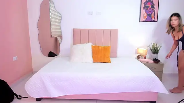 Nasthia  online show from 04-18-26, 08:20