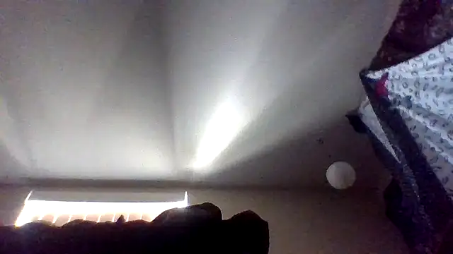 Snapshot of shag369 chatting on 04-23-26, 06:21 shag369 online show from 04-23-26, 06:21